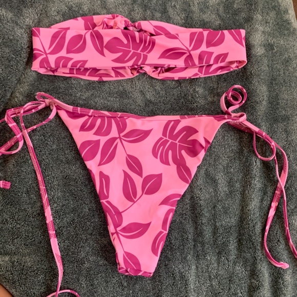 SHEIN two piece bikini set - Picture 2 of 3